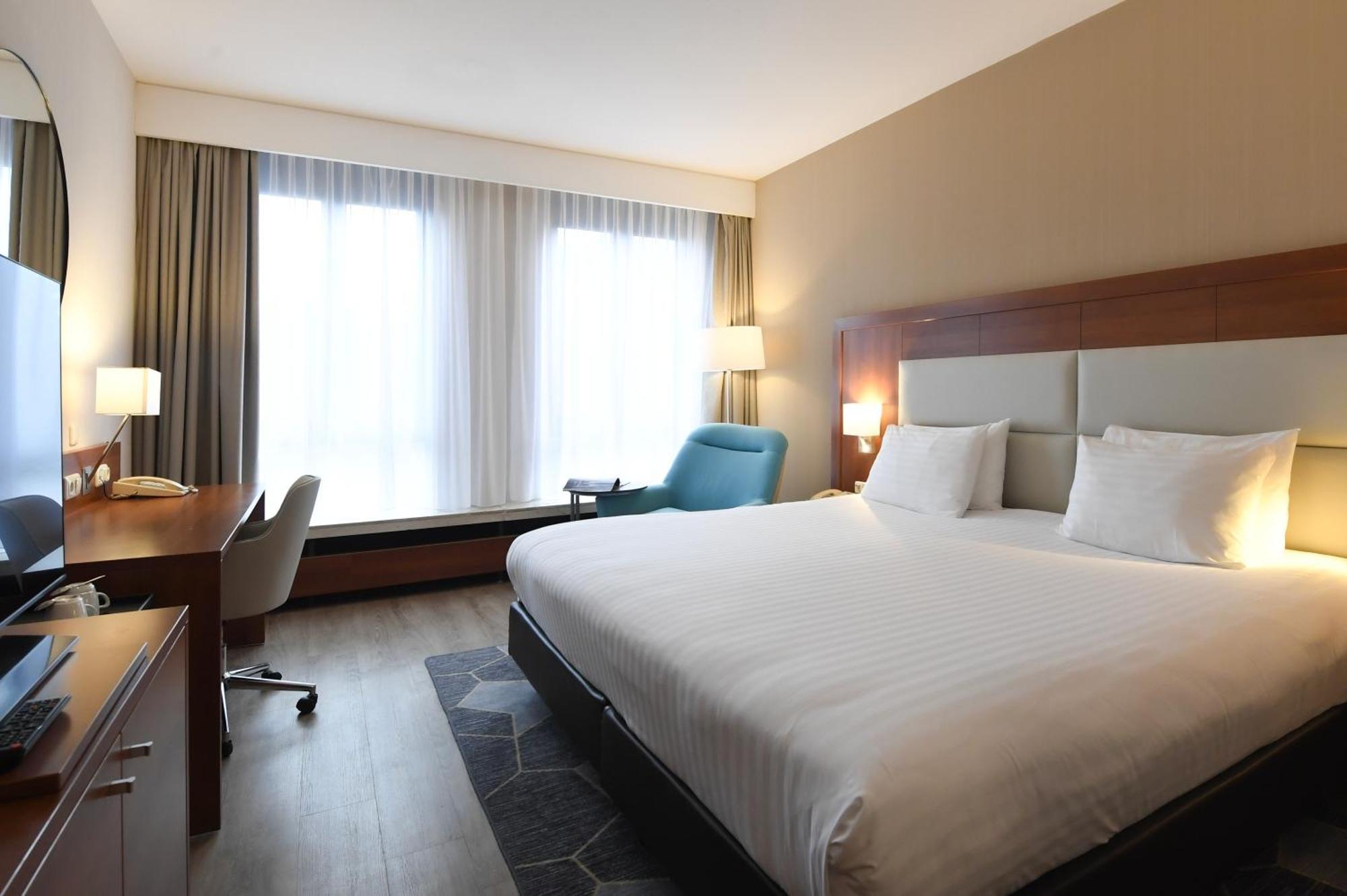 Hotel Crowne Plaza Maastricht, An Ihg 4*