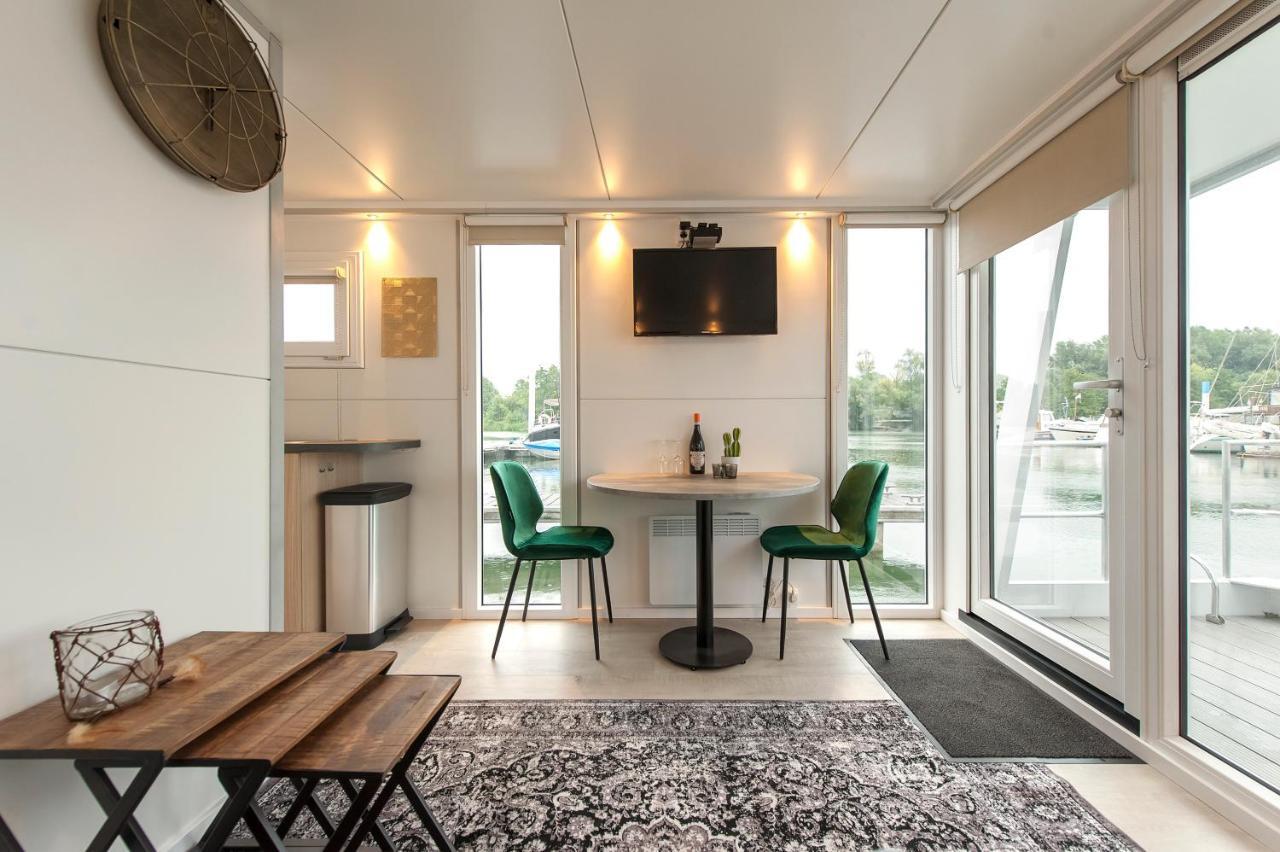 Vakantiehuis Tiny Floating House, Mallorca Maastricht