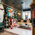 The Green Elephant Hostel&Spa
