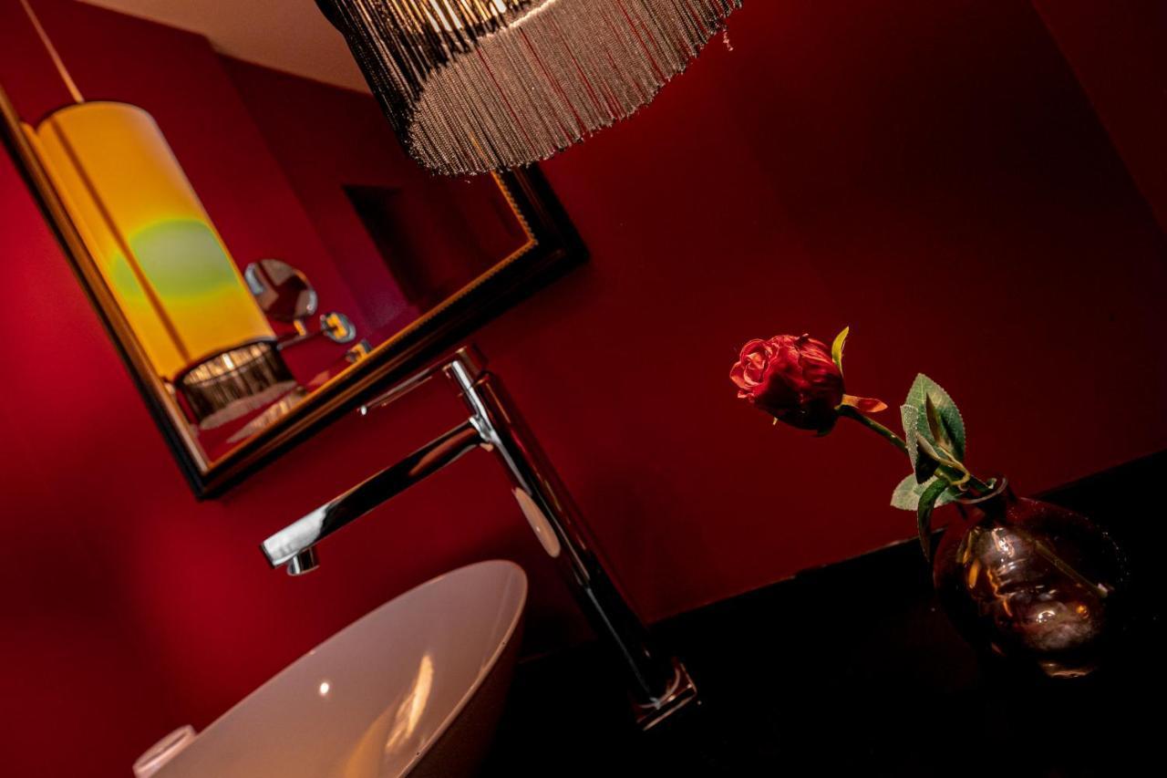 Le Theatre Hotel