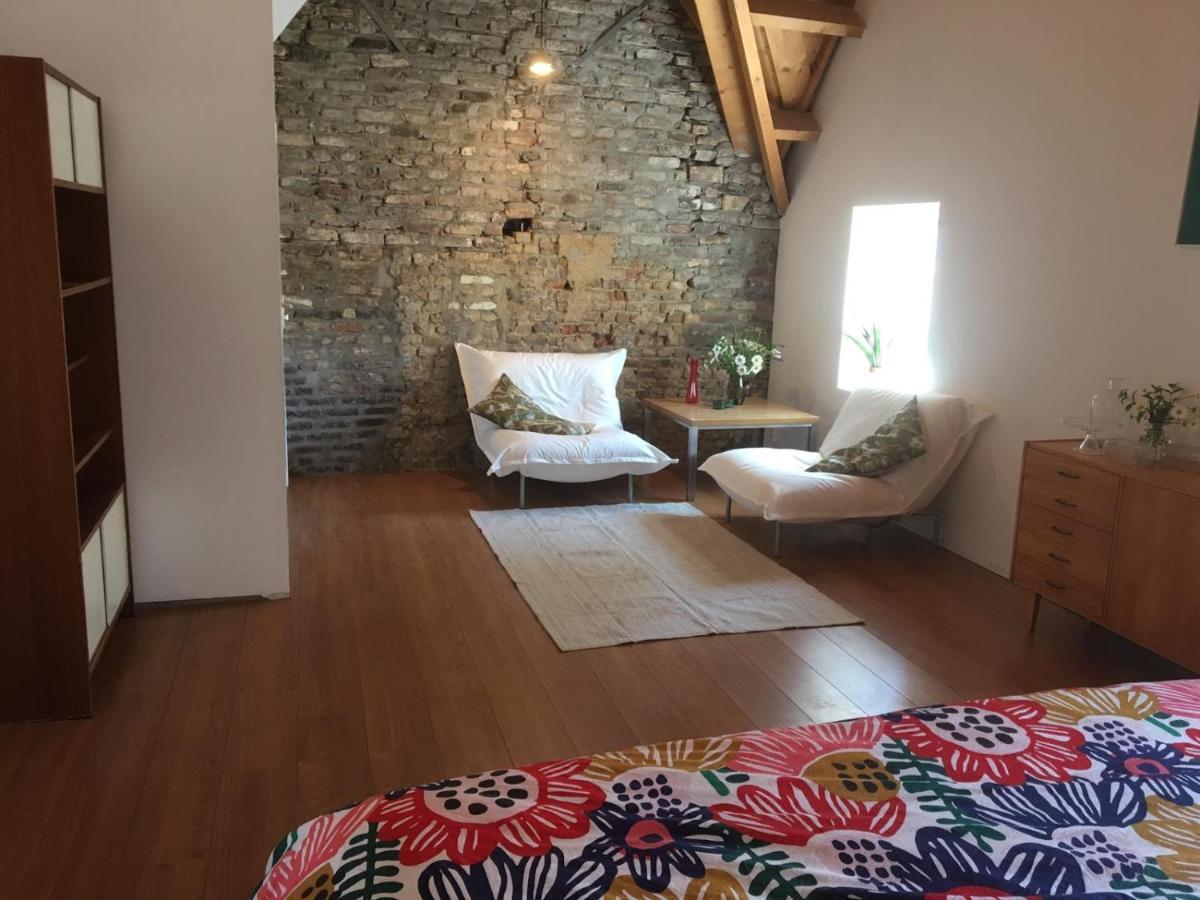 Bed & Breakfast Tanti Baci! Maastricht