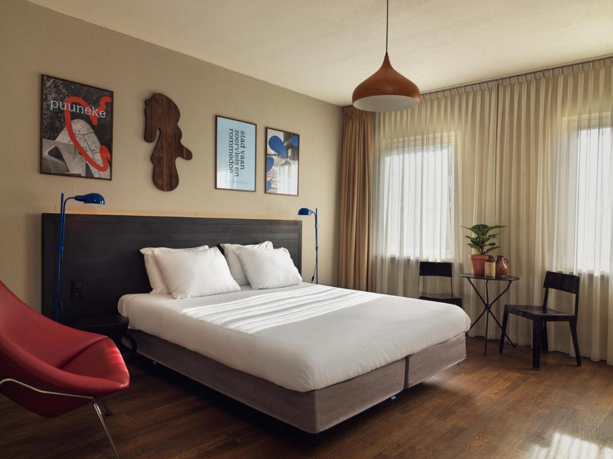 Hotel Townhouse &