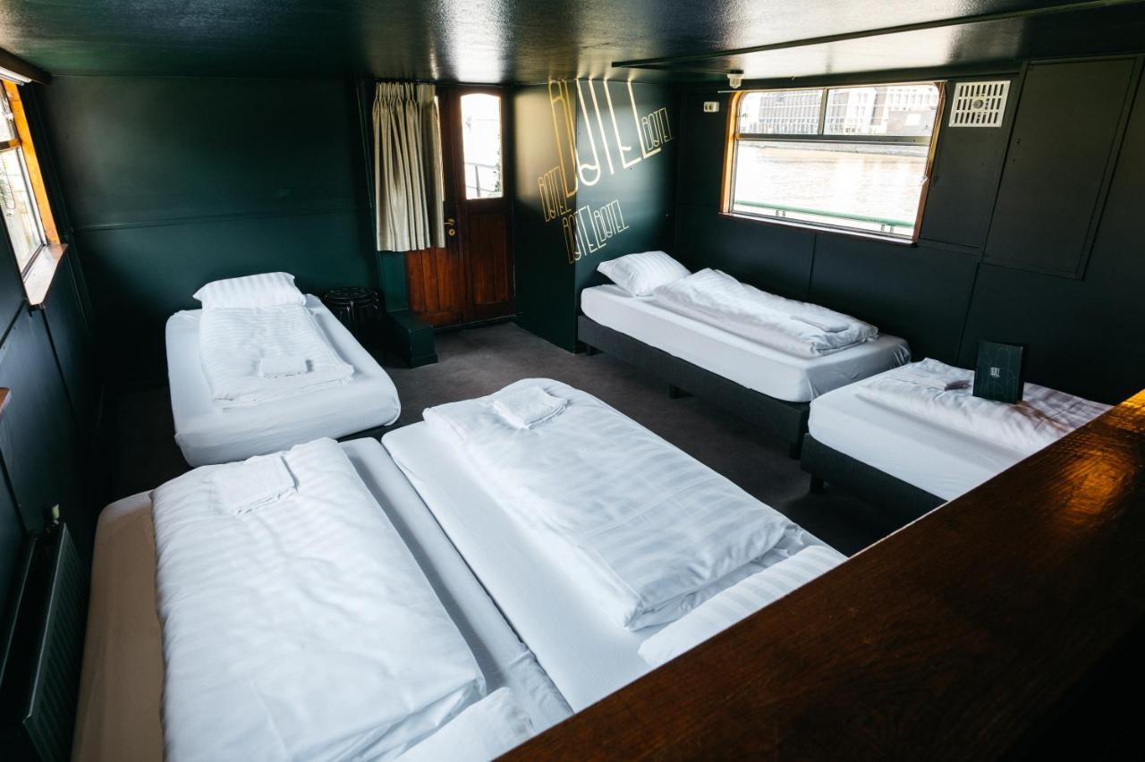 Hostel Botel Maastricht *