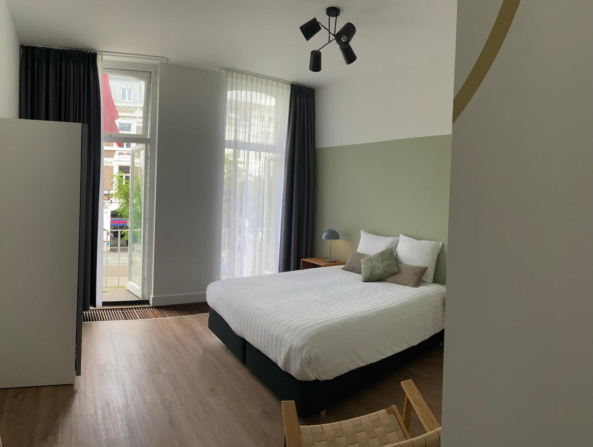 Alex Hotel 4*