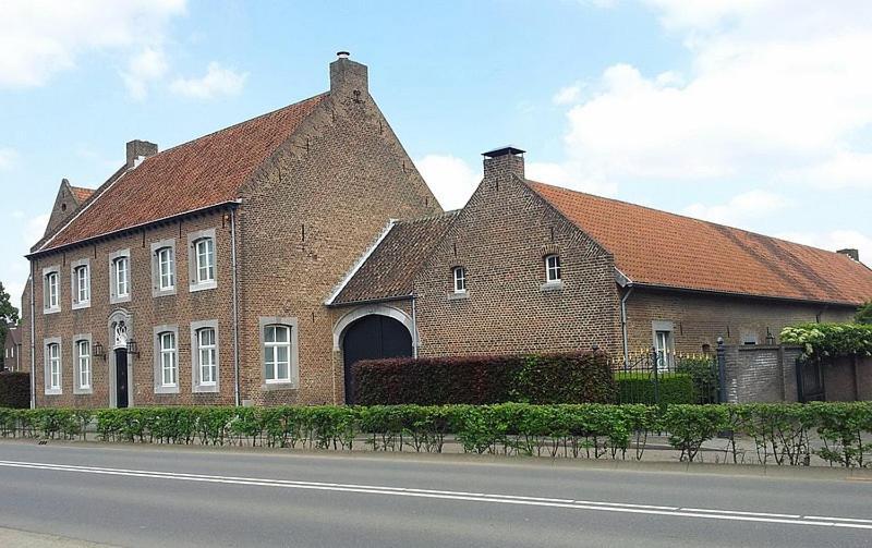 Hoeve De Hoge Swaen Couette-café Maastricht