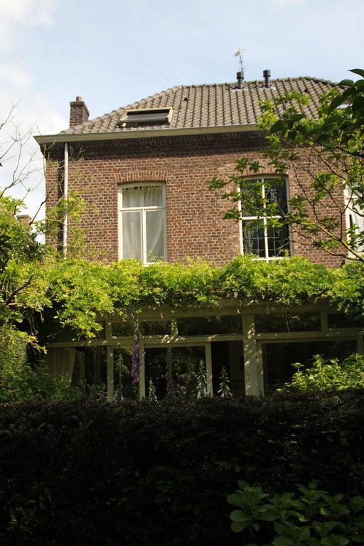 Annelies'place To B& B Maastricht