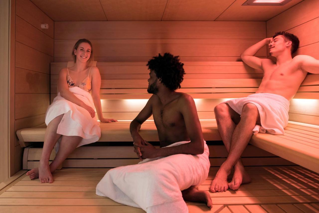 The Elephant Hostel&spa *