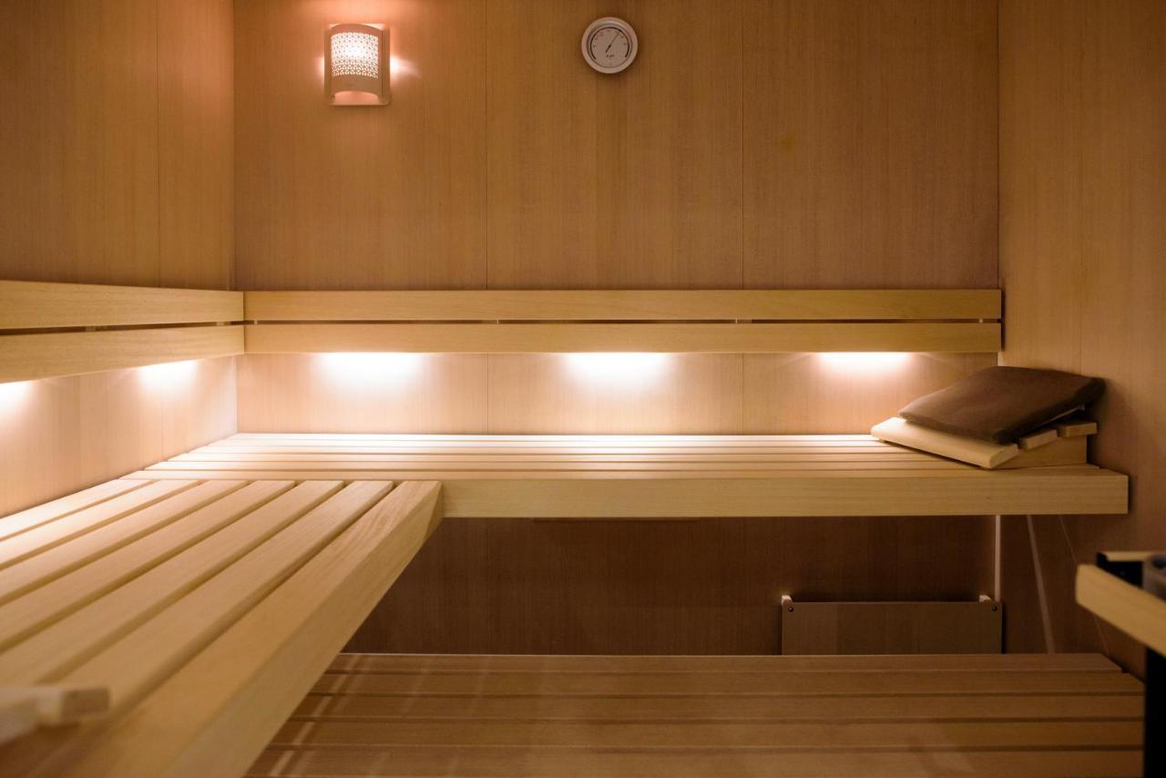 The Elephant Hostel&spa Hostel *