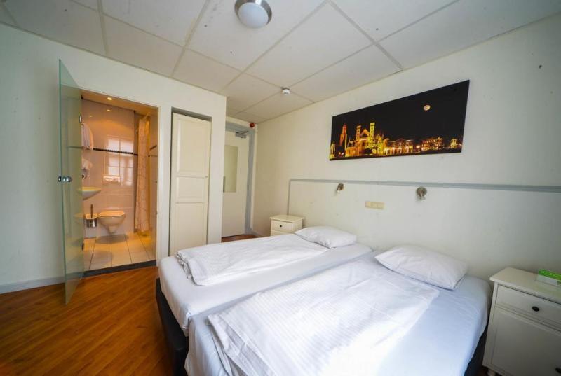 De La Bourse Hotel