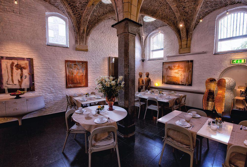 Hotel Galerie Dis